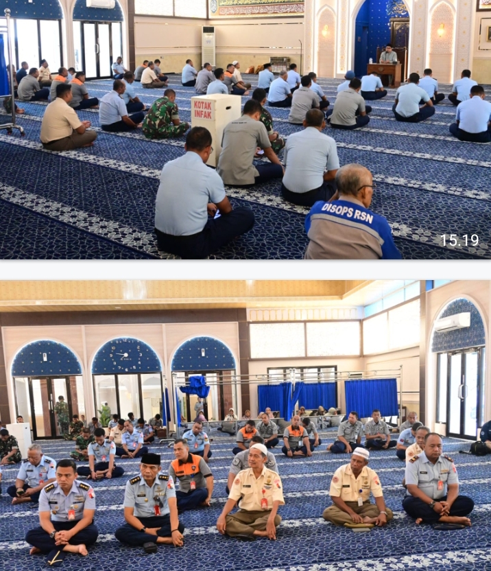 Tingkatkan Spiritualitas, Personel Lanud Roesmin Nurjadin Gelar Shalat Dhuha dan Kajian Keislaman